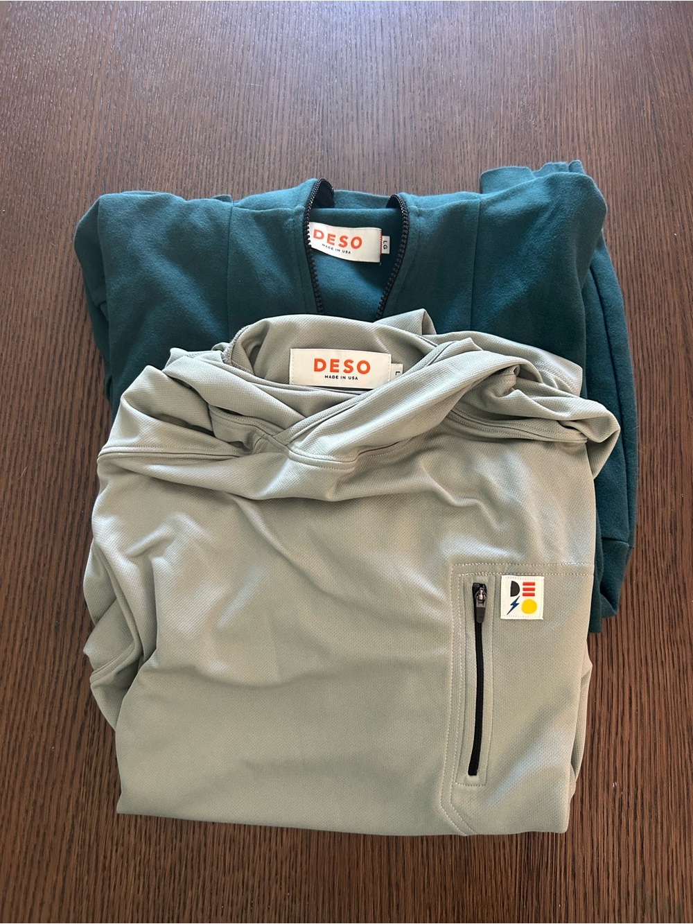 2 for 1 deal! DESO Emerald Green Full Zip Hoodie and DESO grey pullover hoodie.